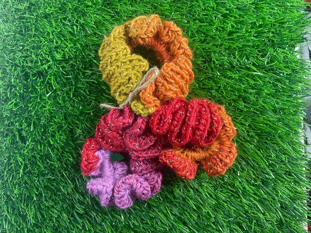 Crochet hair scrunchie set. - Blues.